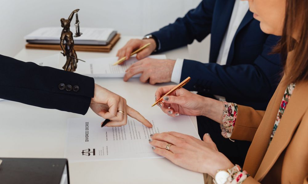 divorce papers rejected in Oman